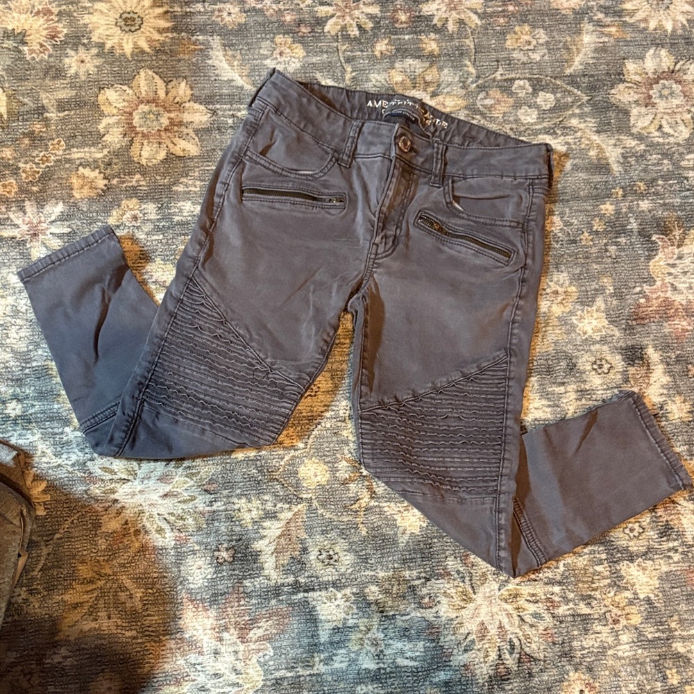 American Eagle Charcoal Jeans